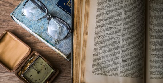 book-gc4fa31d19_1920